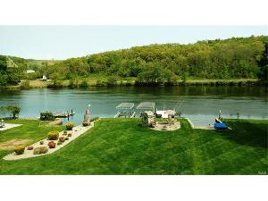 58 Housatonic Drive, Newtown, CT 06482